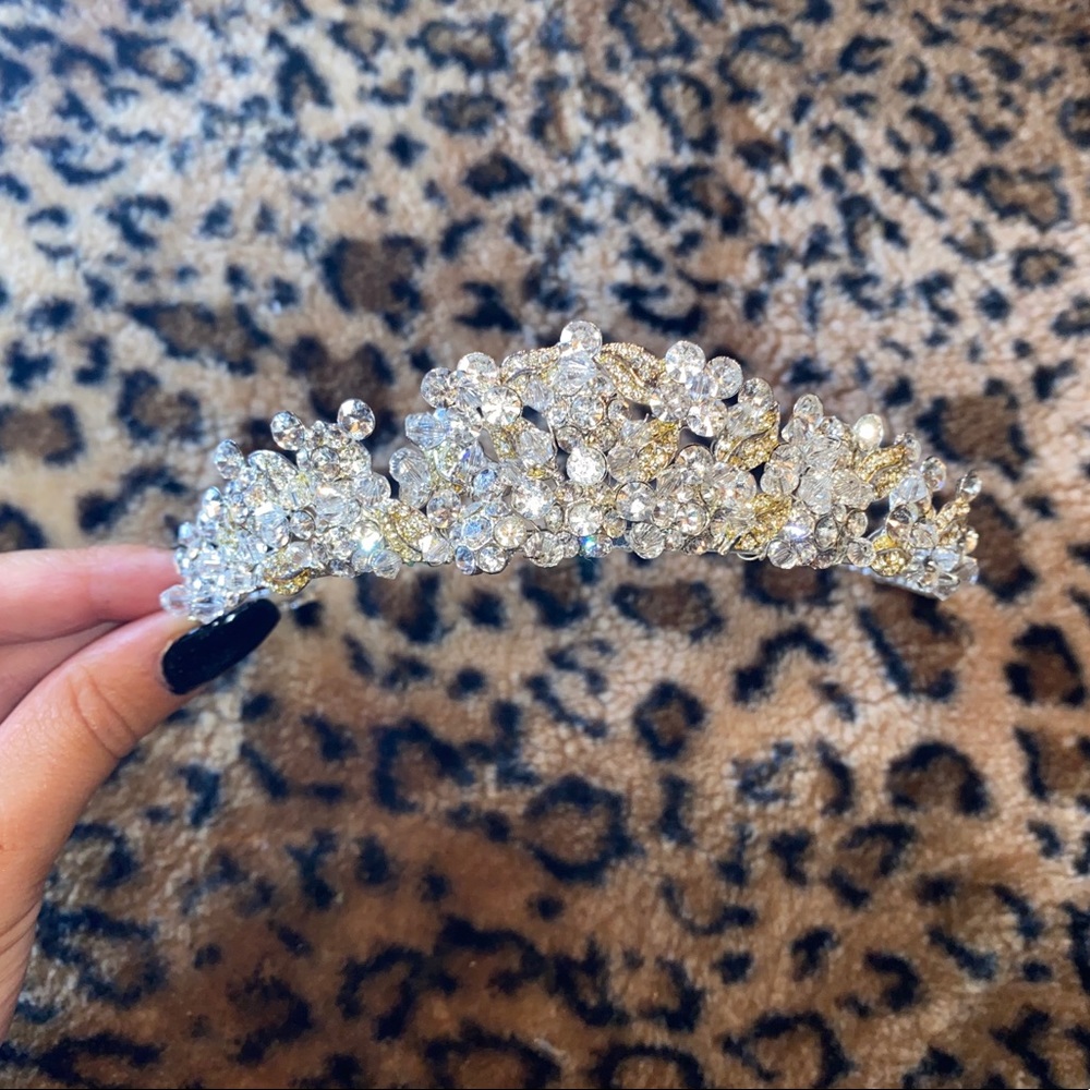 Tiara